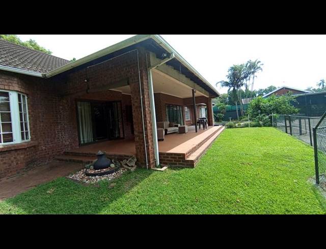 5 BEDROOM HOUSE FOR SALE IN SCOTTSVILLE